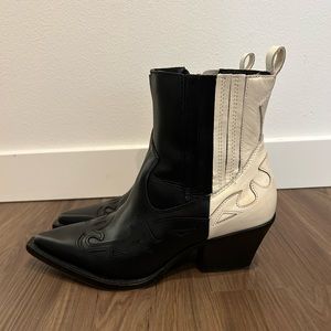 Dolce Vita Western Ankle Boots